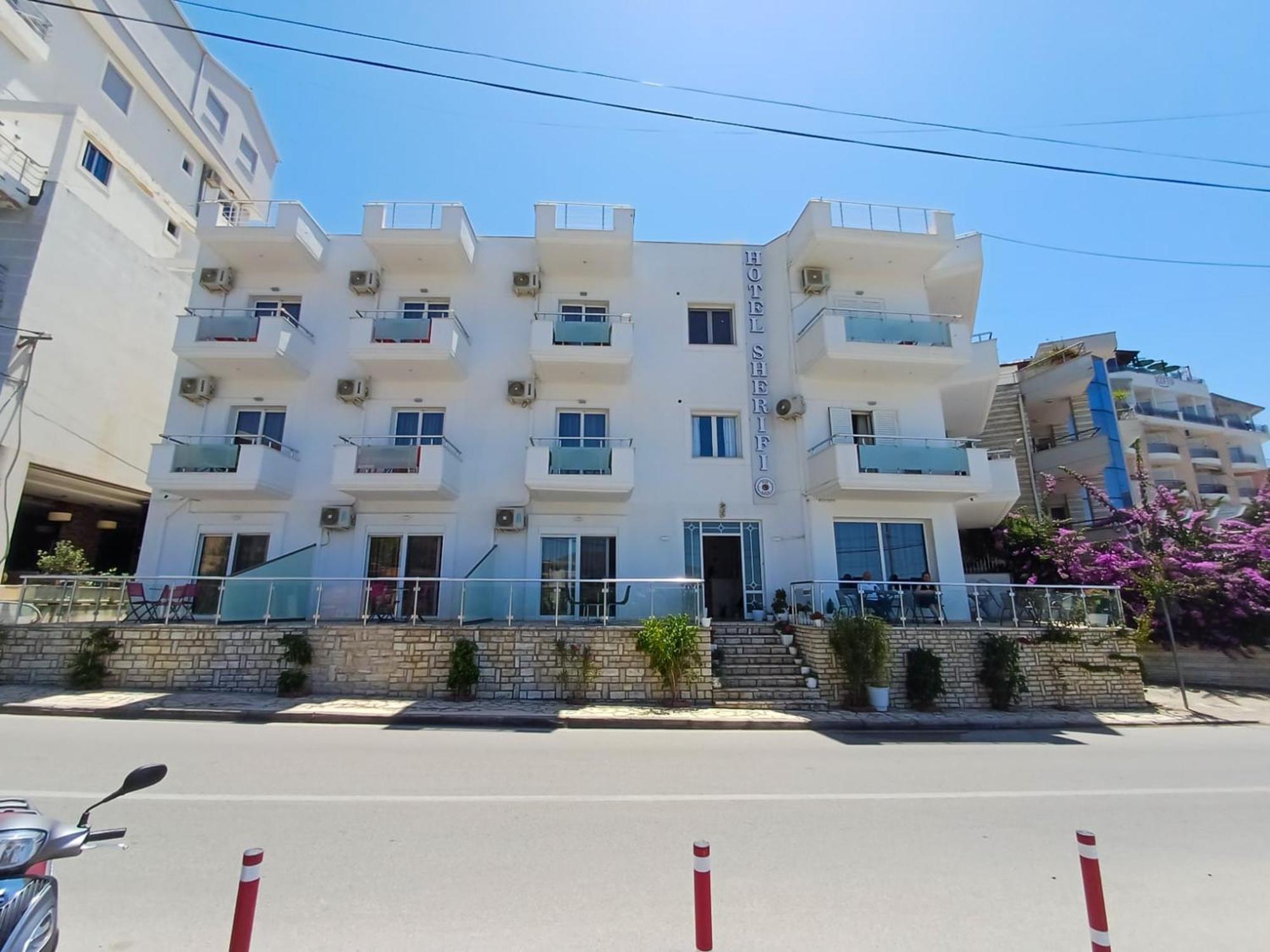 Hotel Sherifi 3*