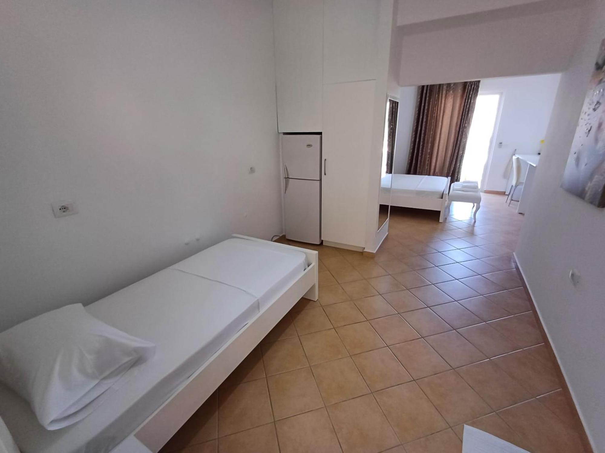 Sherifi Hotel 3*